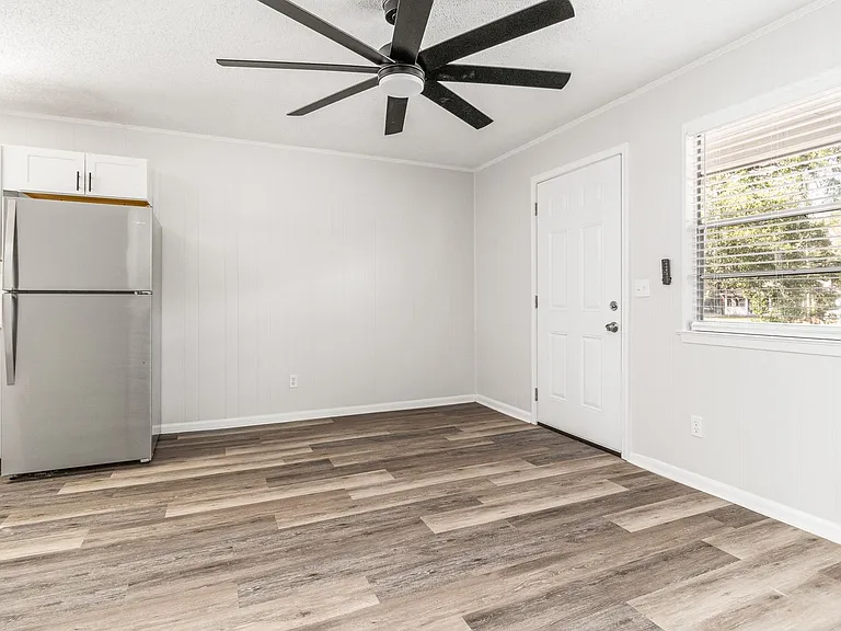 6631 Magnolia St — Photo 37