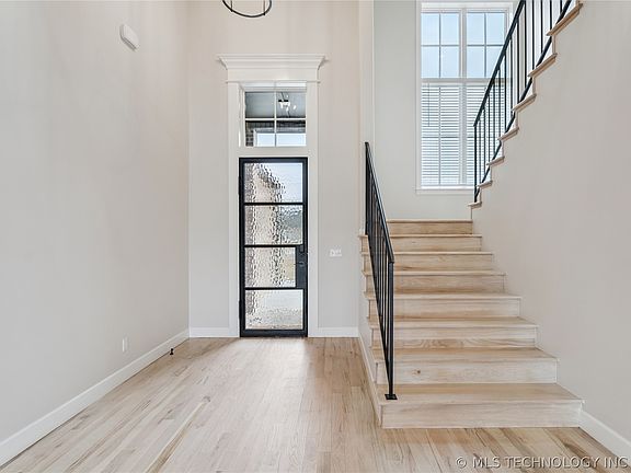 5th image of 6322 N Wildwood Ln