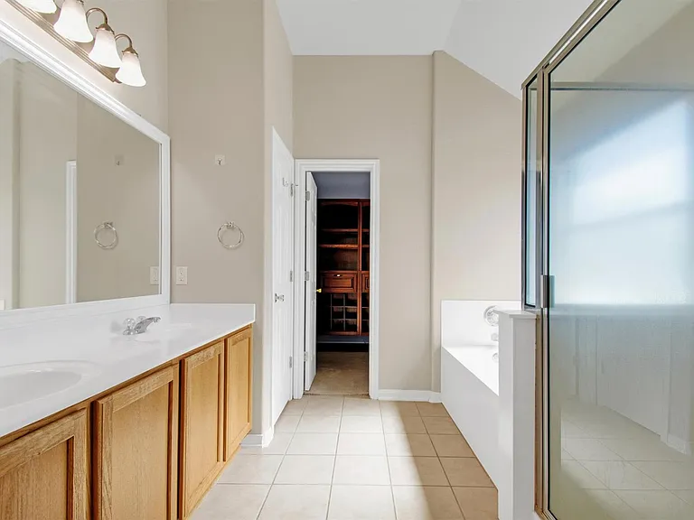 3300 Winding Shore Ln — Photo 15