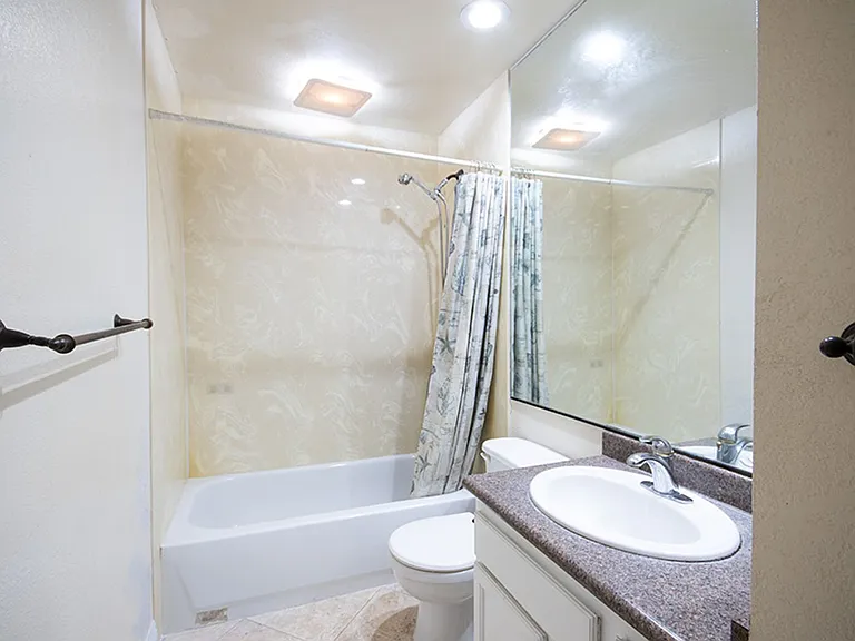 8065 Presidential Way — Photo 14
