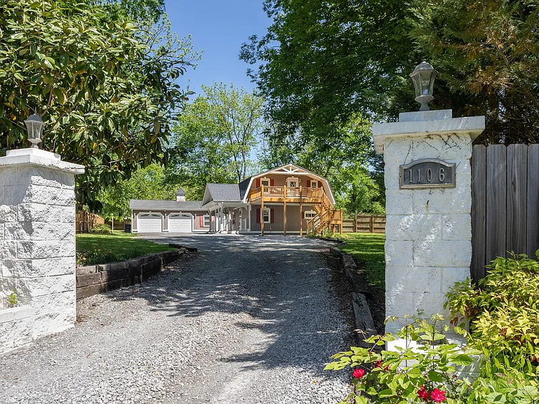 1106 Ogrady Dr — Photo 11