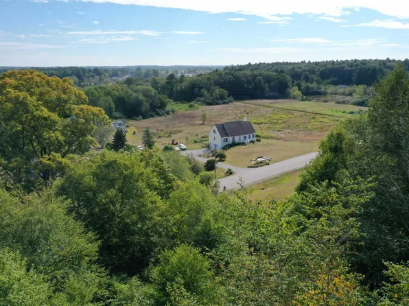 78 Deer Hill Road, Brentwood, NH 03833