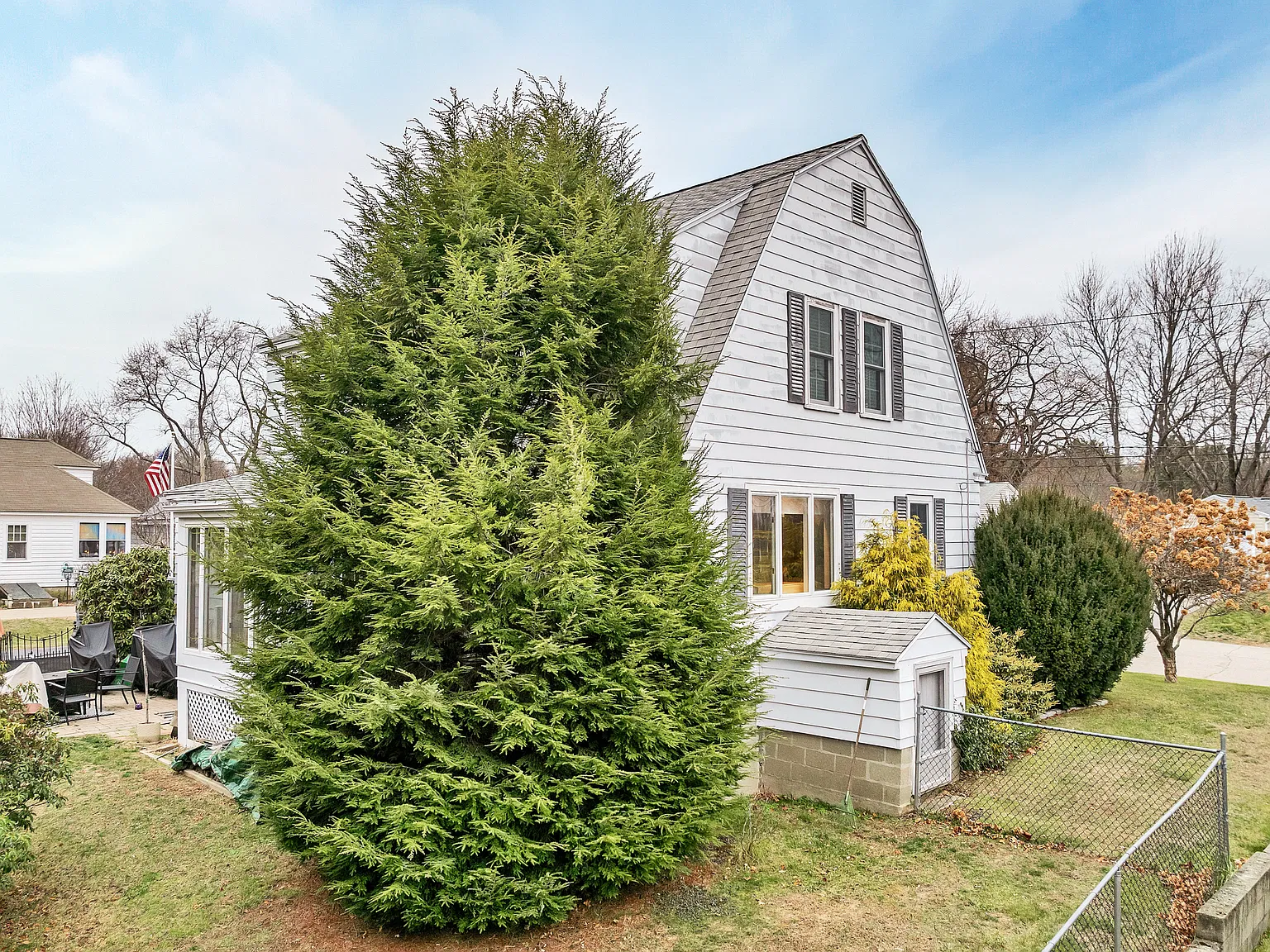 60 Fairview Avenue — Photo 4