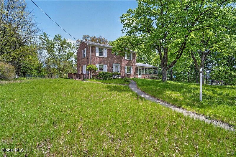 3rd image of 6 Cherrywood Terrace