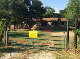 146 Pearson Rd, Dale, TX 78616