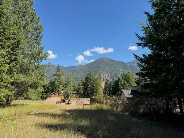 114 Mountain Timbers Dr, Columbia Falls, MT 59912