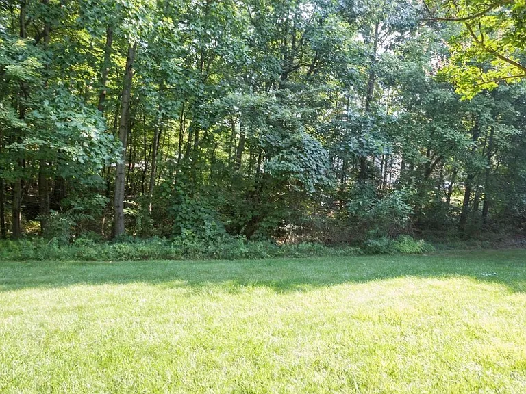 1316 Park Garden Ln — Photo 23