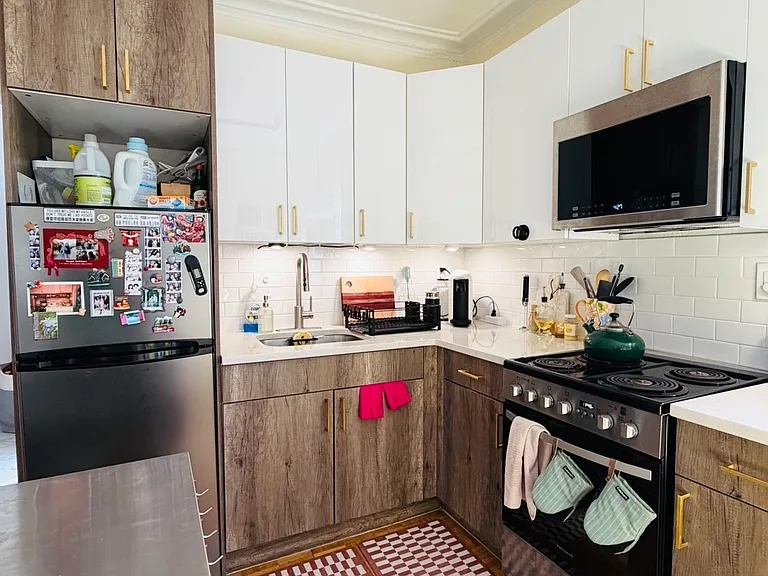 124 New York Ave #9 — Photo 1