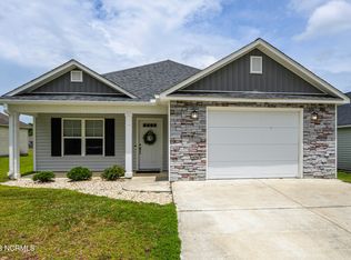 412 Nordhoff St, New Bern, NC 28560