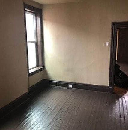 4th image of 2914-2916 Keokuk St
