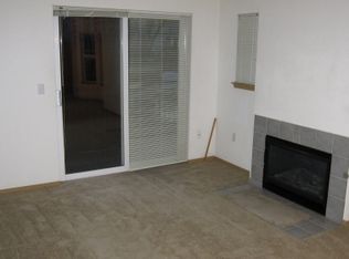 1409 N 45th St APT 204, Seattle, WA 98103