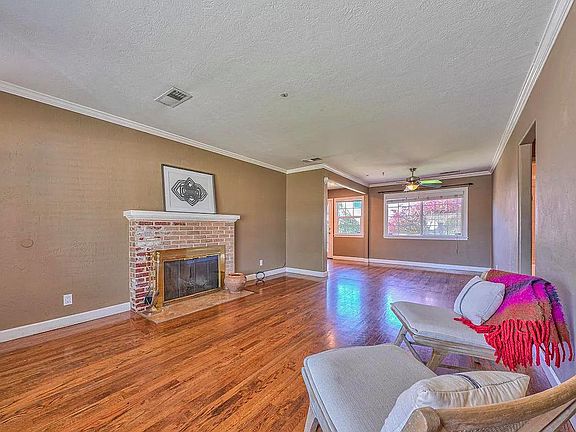 3rd image of 7 Grove St