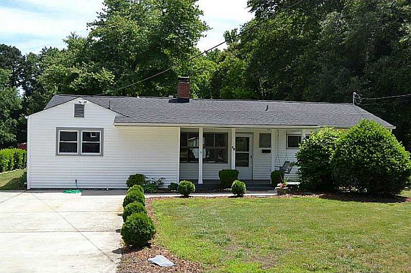 1st image of 83 Robinson Dr