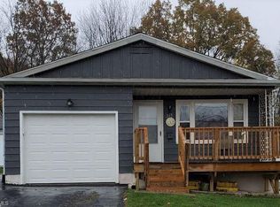 289 Grandview Ave, Wadsworth, OH 44281