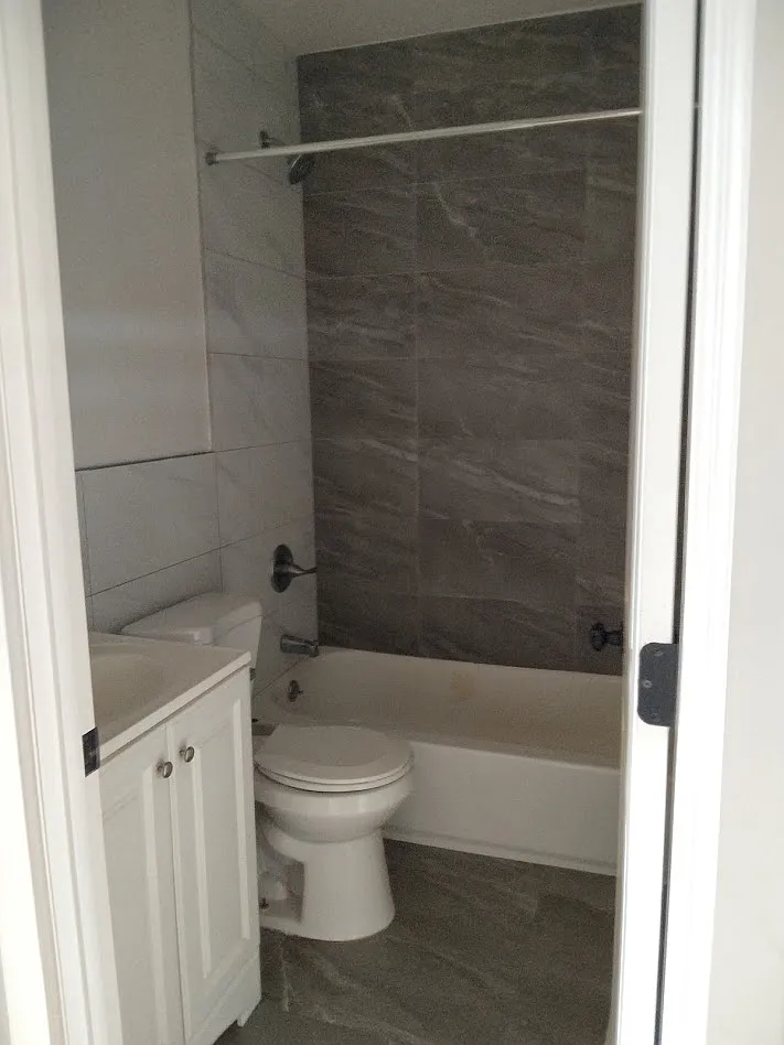 3 bed, 1000 sqft, $2,600 — Photo 4