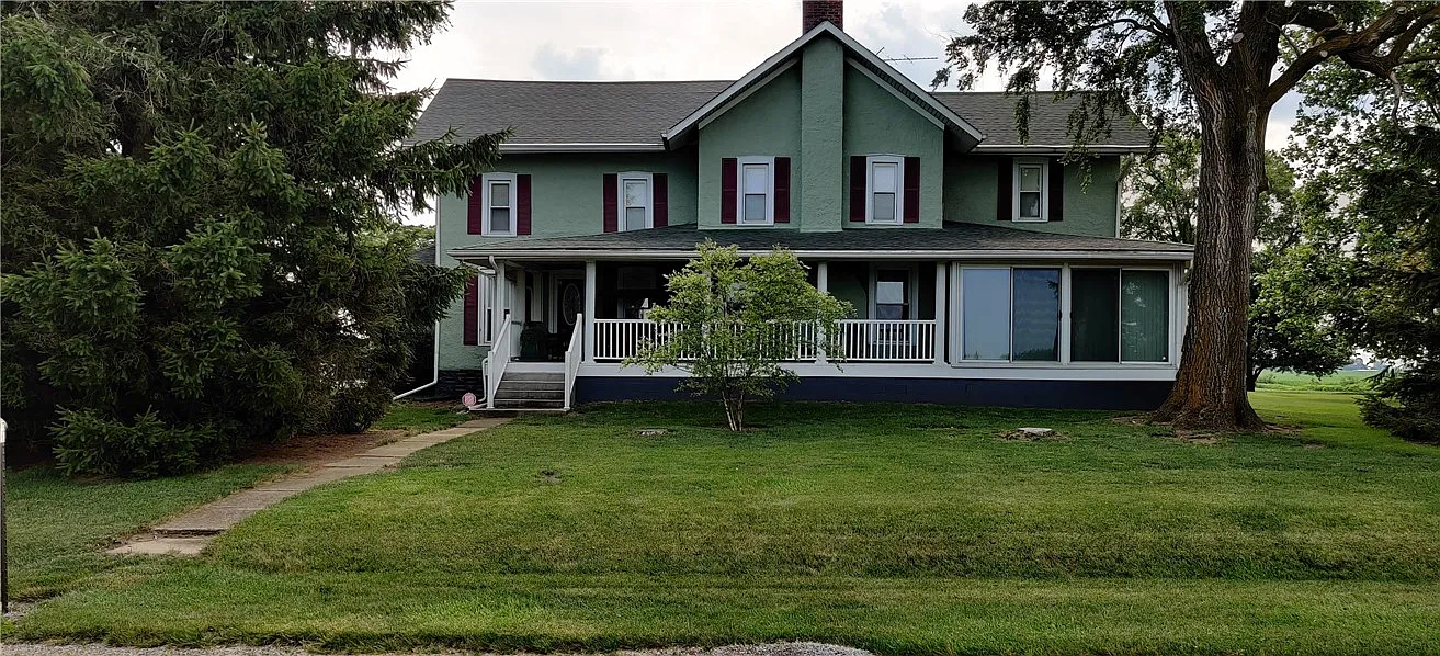 38071-1830 East Ave photo 1