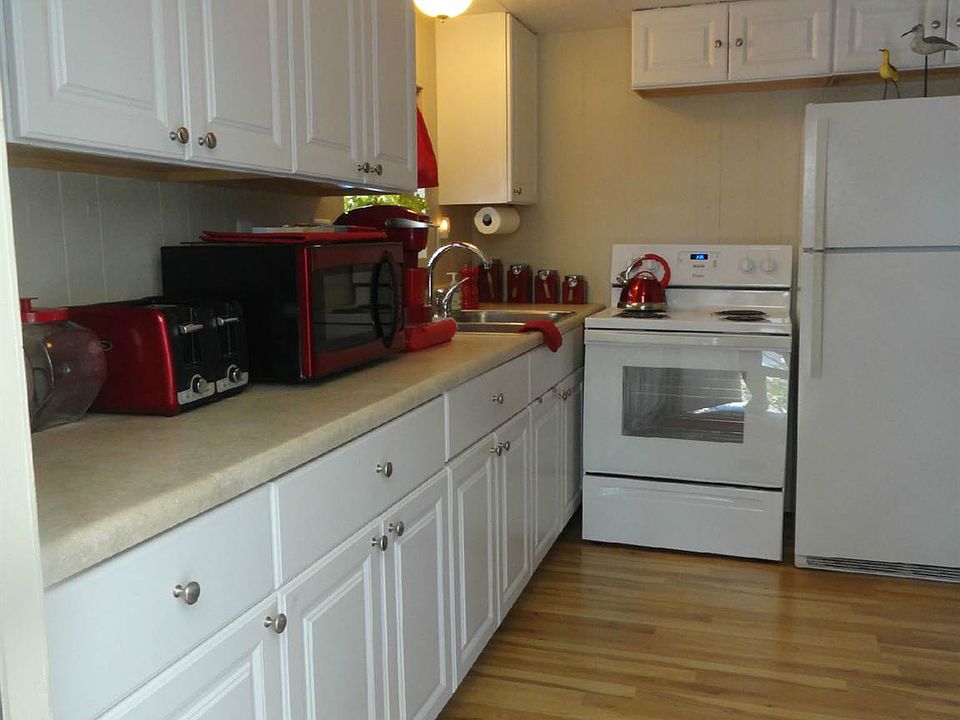 NEW KITCHEN