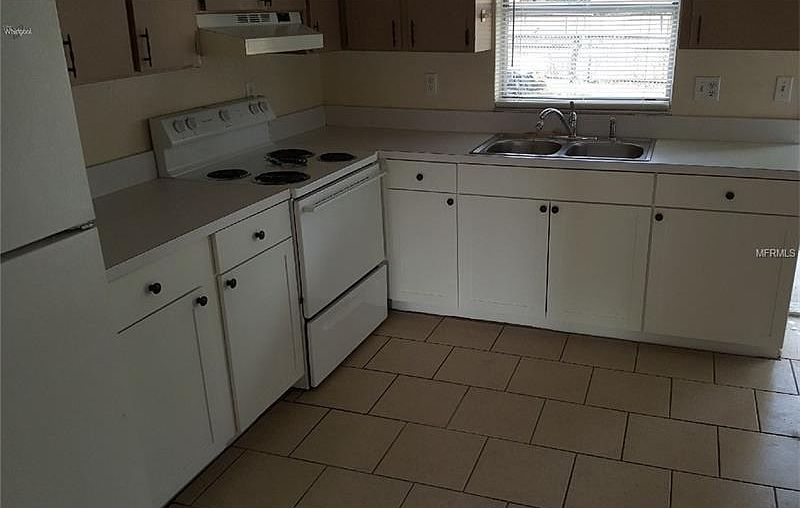 2nd image of 319 Orange St APT B