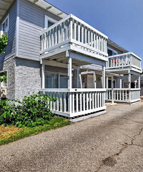 14721 Sylvan St #4 — Photo 15