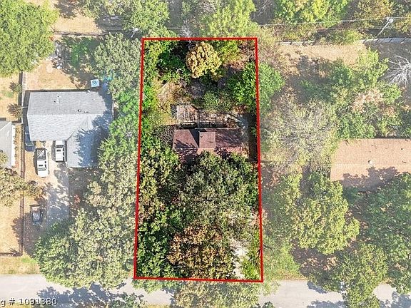 4th image of 2423 Ionia St