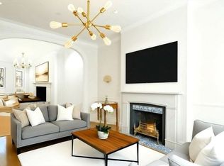 32 W Cedar St, Boston, MA 02108