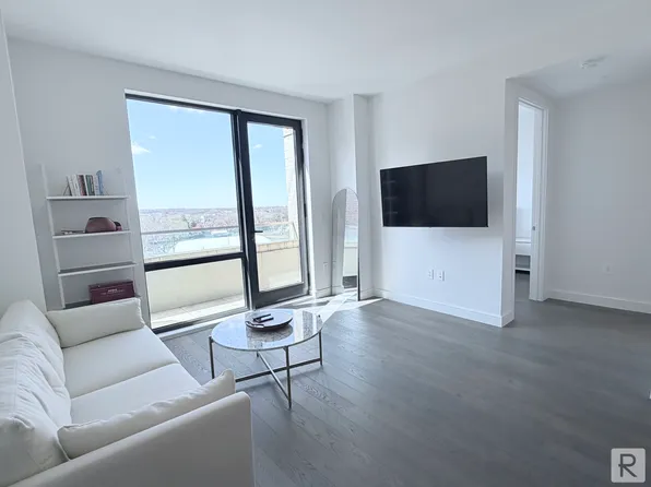 107-06 Queens Boulevard image 1 of 24
