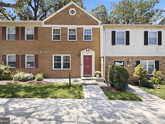 3rd image of 772 College Pkwy #6