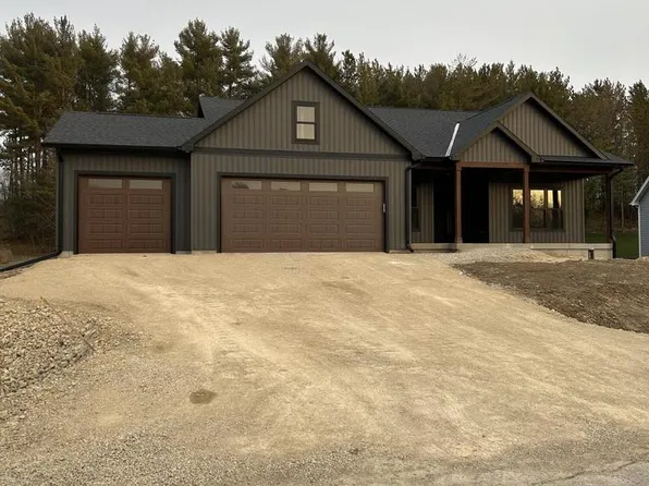 N5662 Glacier WAY, Johnson Creek, WI 53038