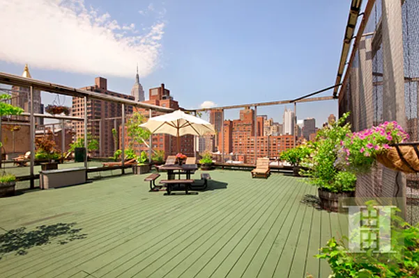 Sold by Halstead Real Estate | media 12