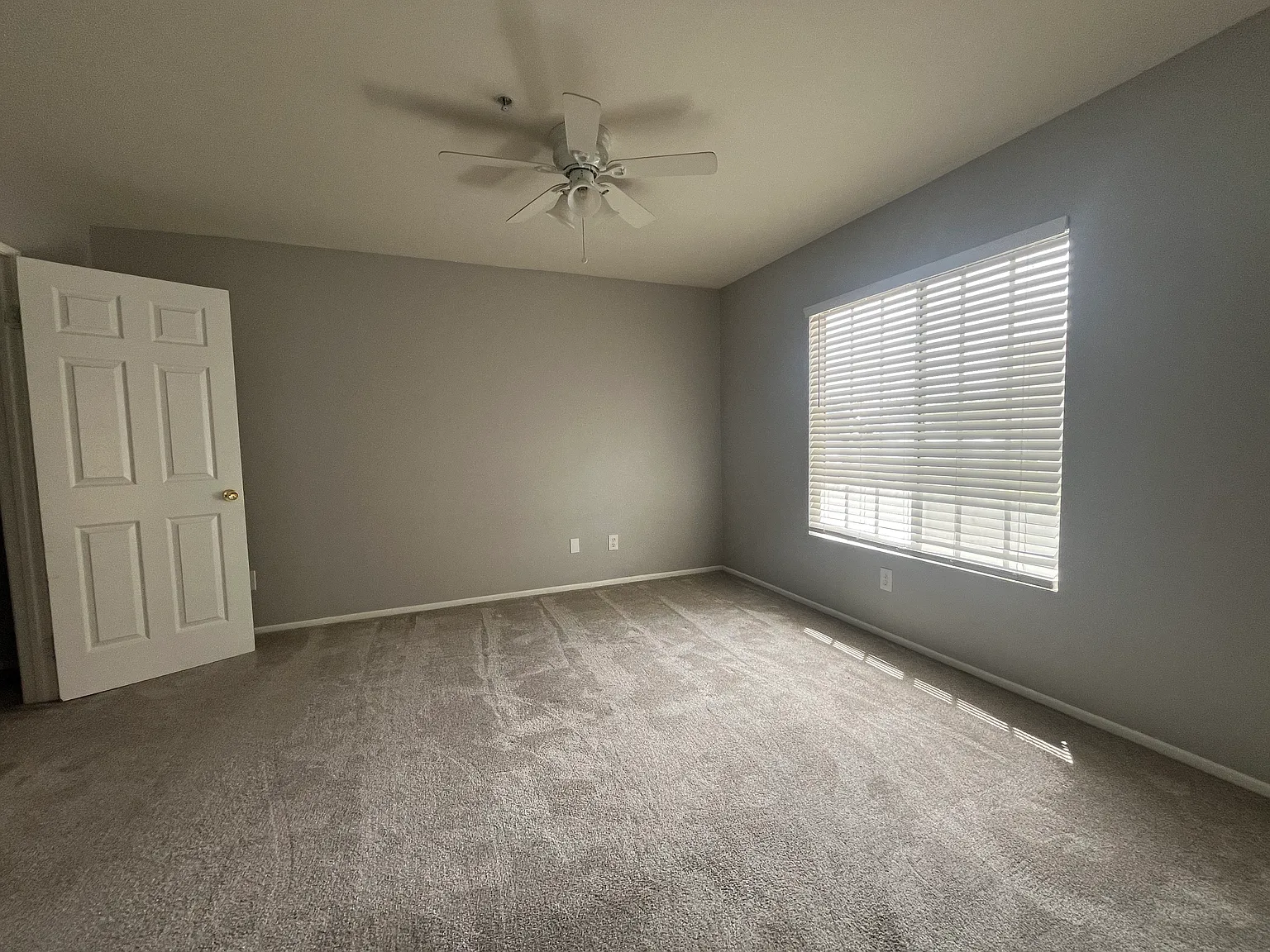 15544 Sequoia St — Photo 3