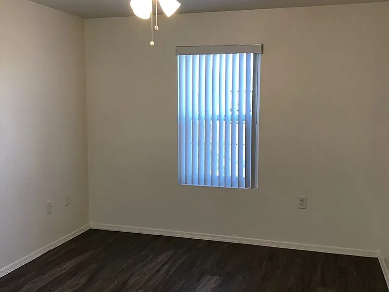 Mission Vista — Photo 28