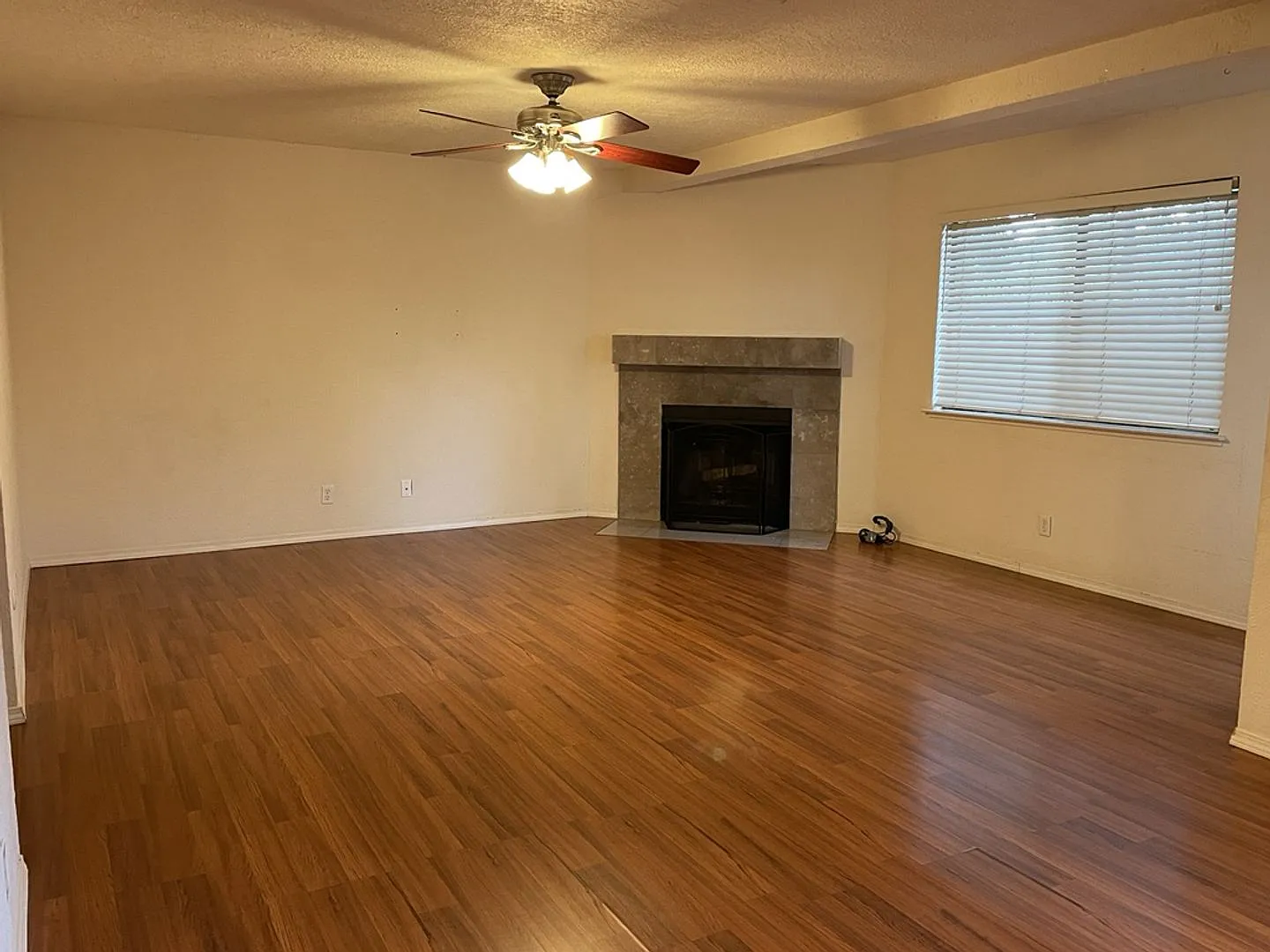 3401 Bermuda Ave — Photo 3