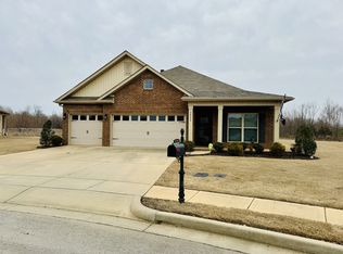 26764 Mill Creek Dr, Athens, AL 35613