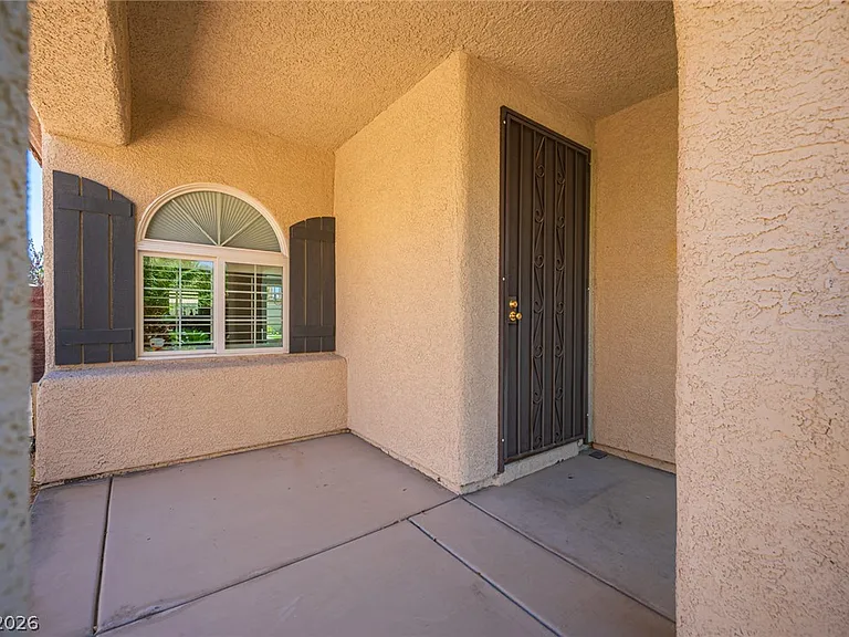 11225 Vintners Ln — Photo 4