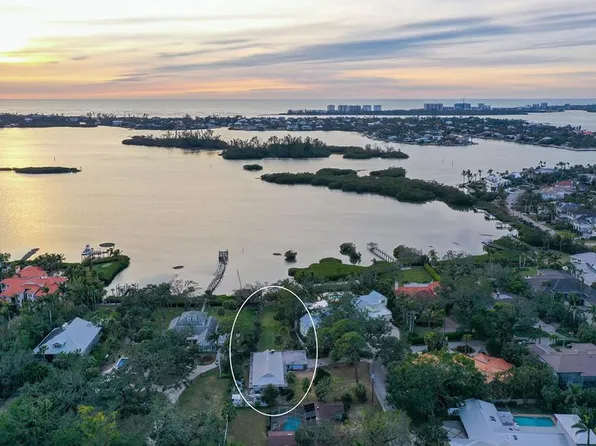 3950 Red Rock Way, Sarasota, FL 34231