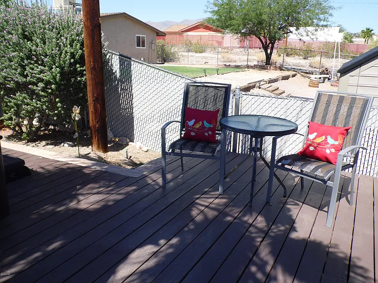 2886 Cisco Dr N — Photo 6