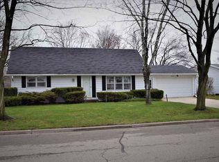 1248 Alice Dr, Green Bay, WI 54313