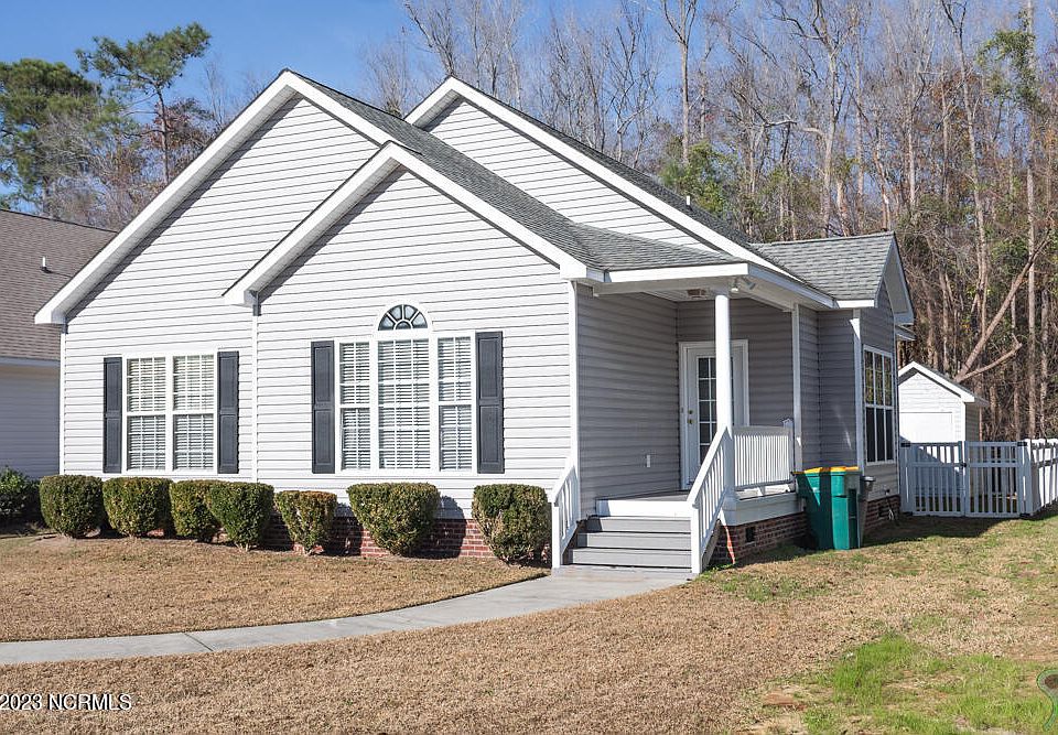 1st image of 237 Grays Lane