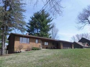 206 Poplar St W, Stillwater, MN 55082