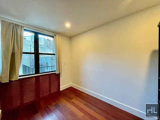 Rented by Highline Residential | media 23