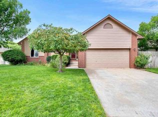 2805 N Cardington St, Wichita, KS 67205