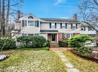 11 Herrick St, Winchester, MA 01890