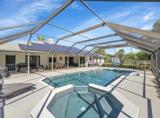 8606 Arrowhead Dr, Lake Worth, FL 33467