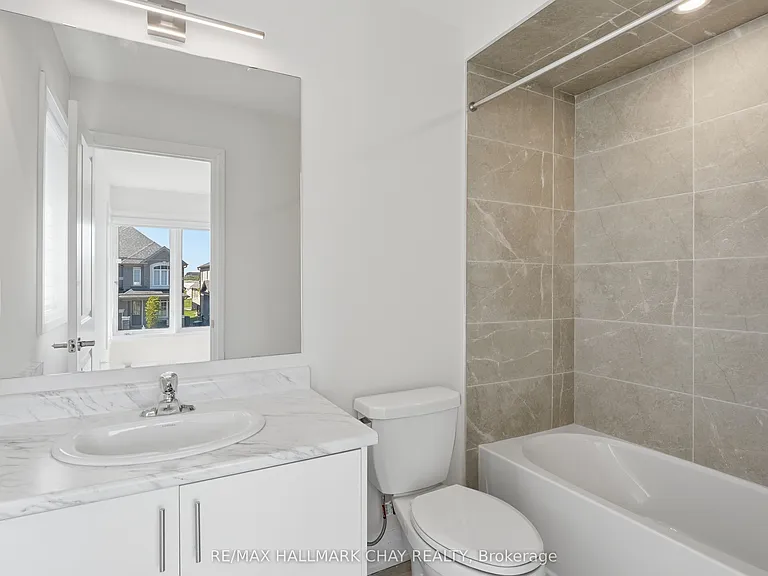 25 Del Ray Cres — Photo 23