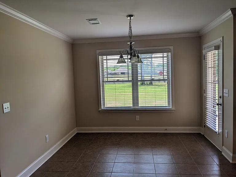 1480 Bon Terre Blvd — Photo 10