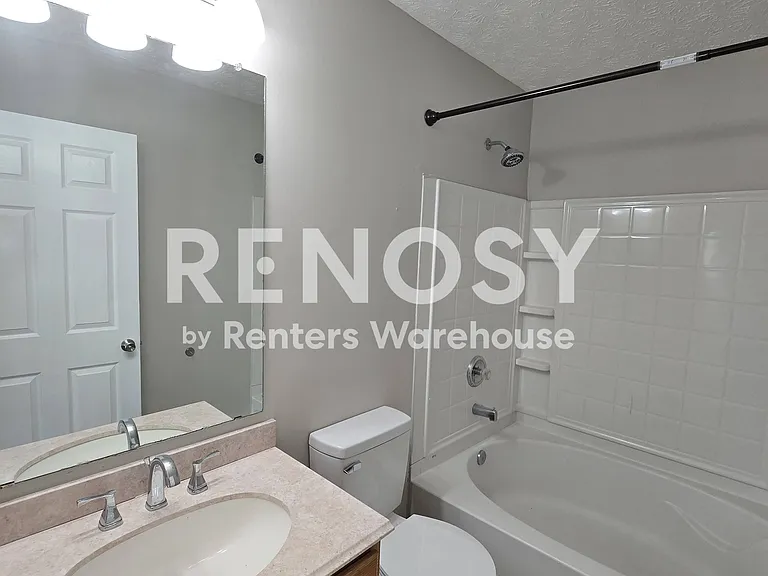 5533 Strathmoor Manor Cir — Photo 20