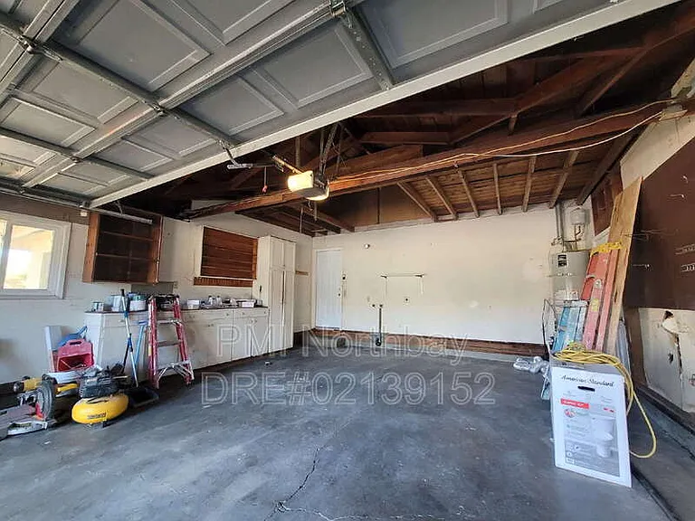 1325 Canterbury Dr — Photo 18