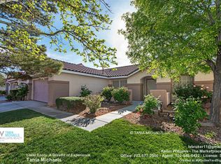 8705 Grazing Hill Ct, Las Vegas, NV 89143