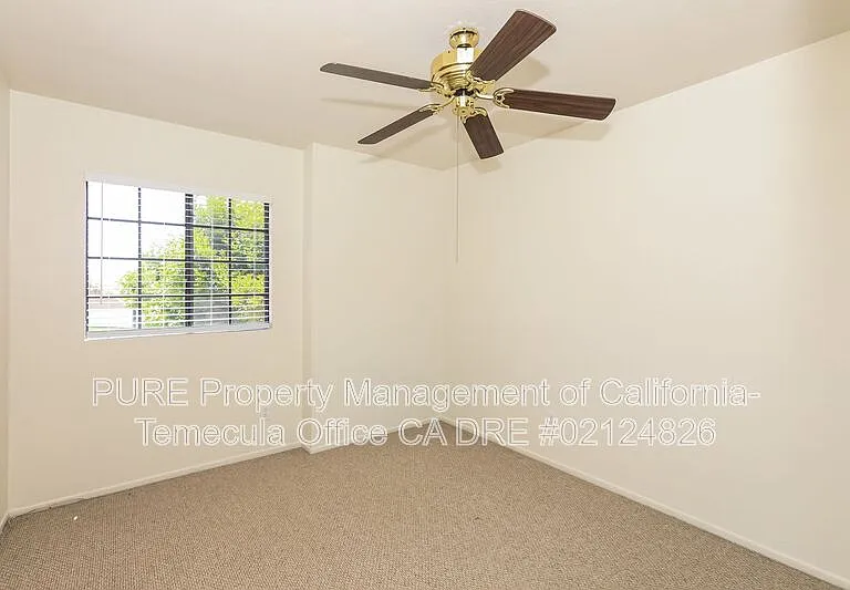 39625 Almansa Ct — Photo 12