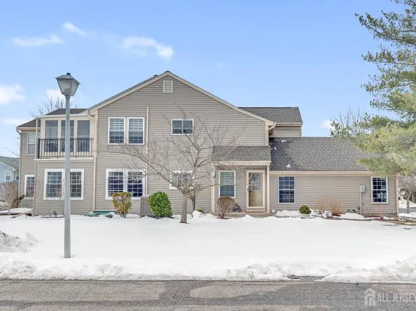 57 Yorkshire Dr #D, Monroe Township, NJ 08831